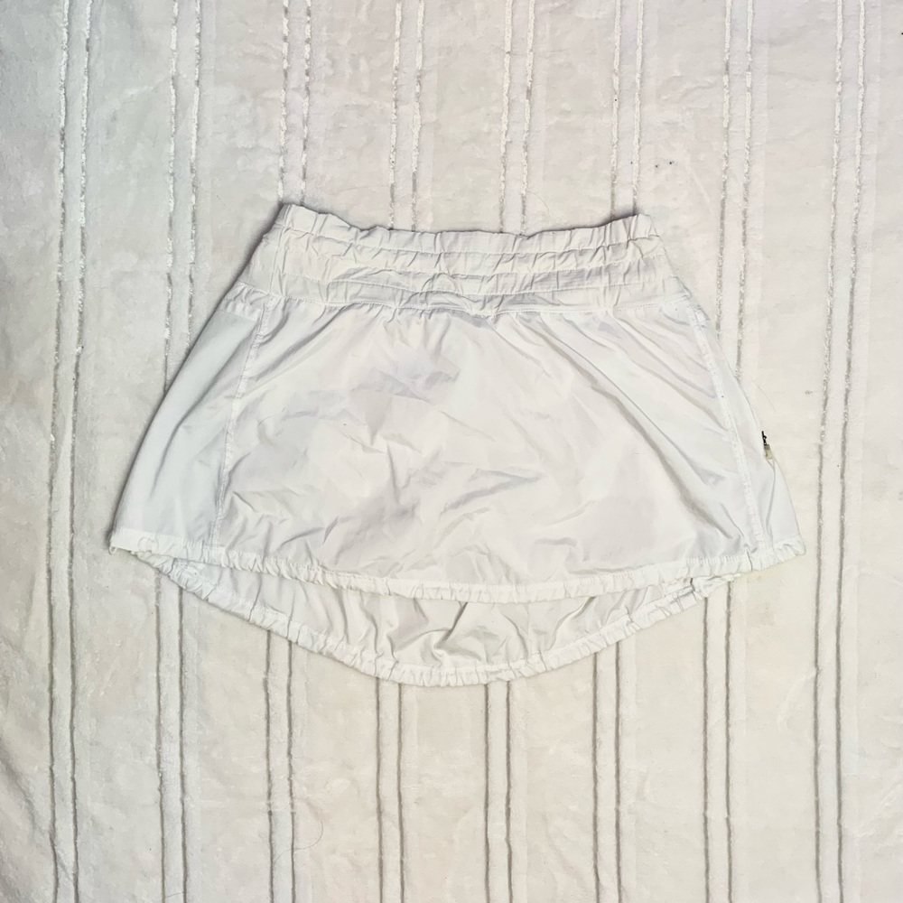 LULULEMON WHITE TENNIS SKIRT